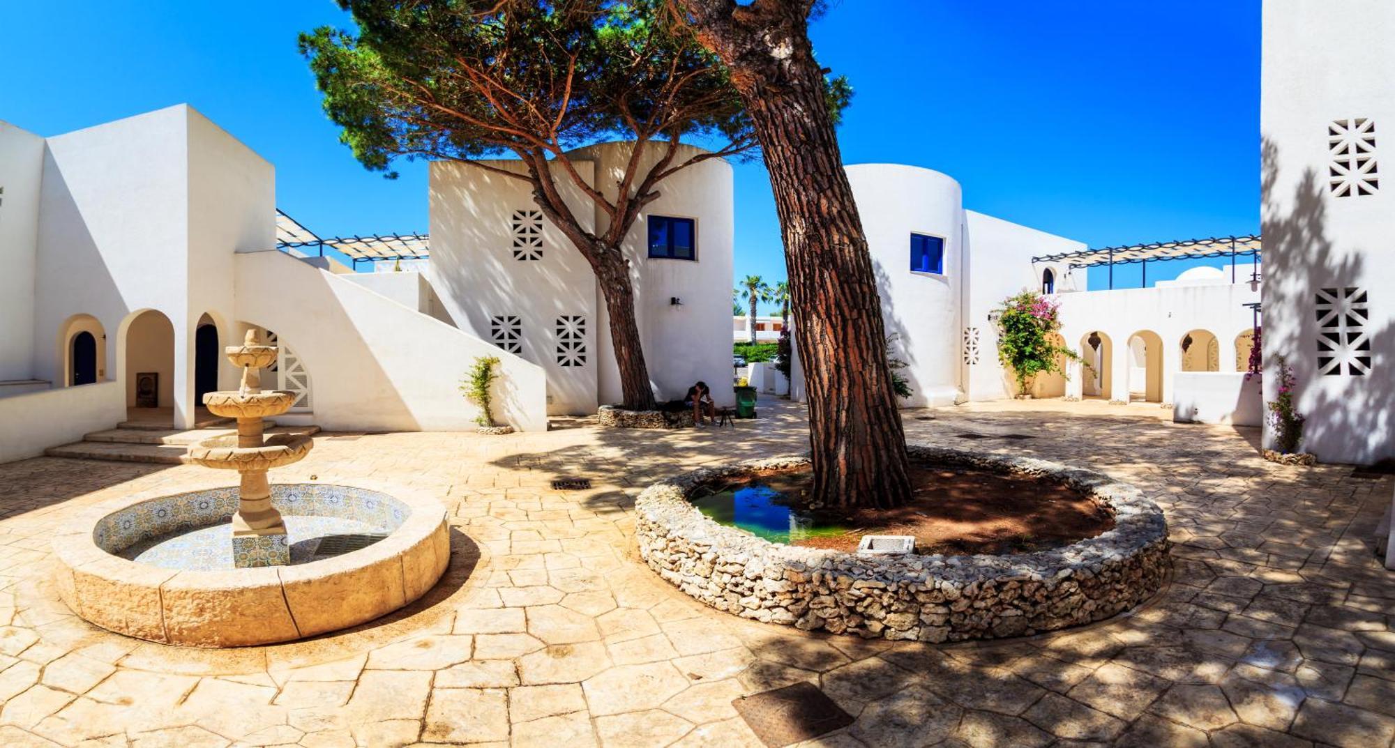 Araba Fenice Village Torre dell'Orso Exterior photo
